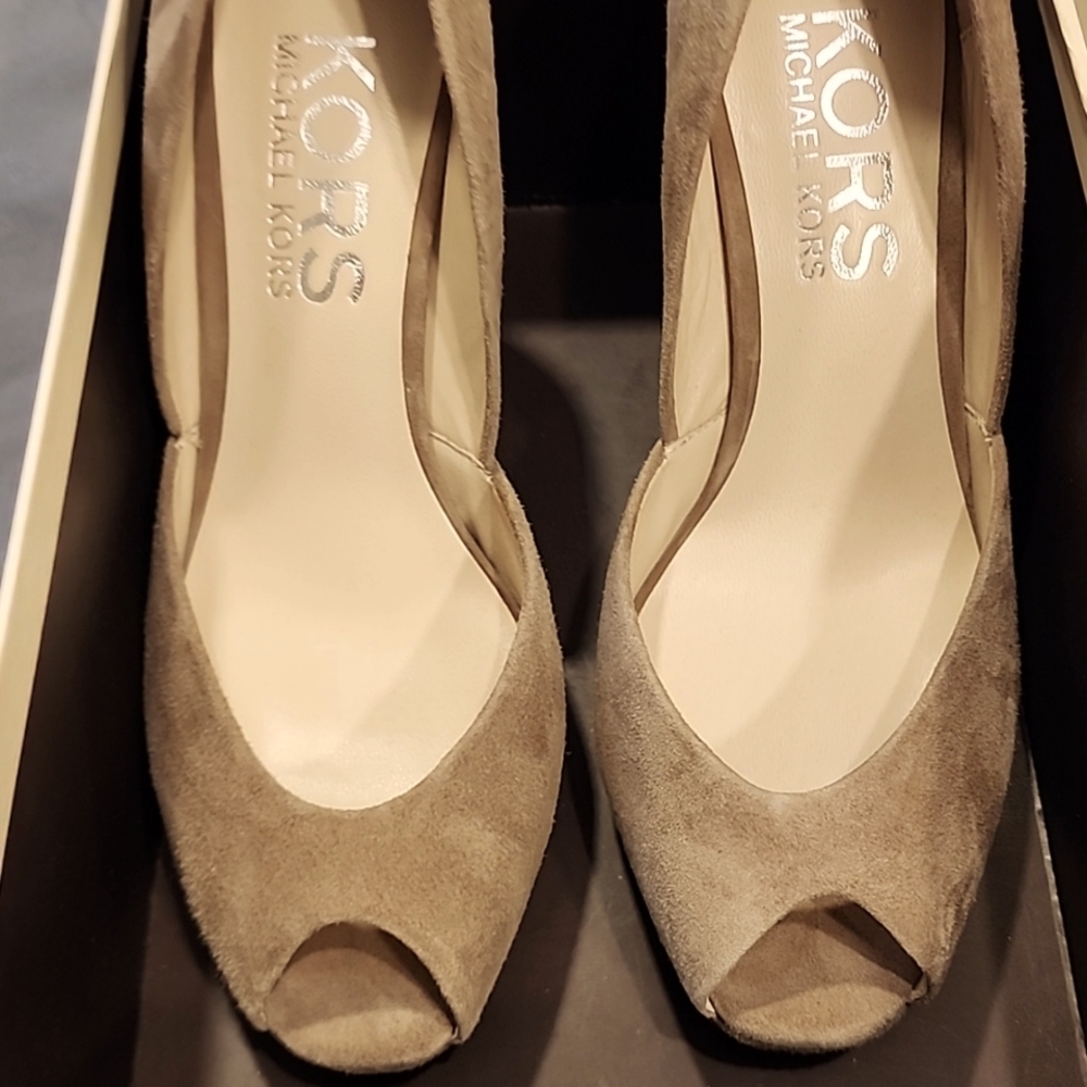 Michael kors wedge